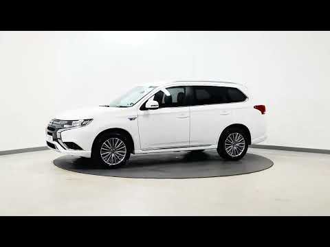 *17* 2021 Mitsubishi Outlander 2.4 dynamics phev - Image 2