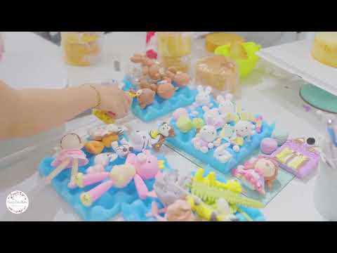 LỚP HỌC LÀM BÁNH KEM CHUYÊN NGHIỆP