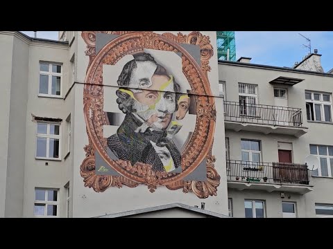 Mural Chopina w nowym świetle
