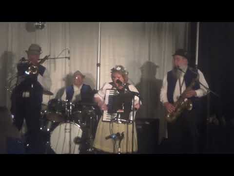 Linda Lee & The Golden-Aires Liechtensteiner