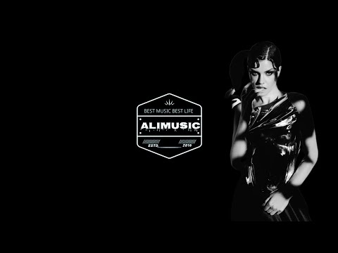 Premiere | Max Martis × Boostereo × Elise Lieberth - Bad Habits