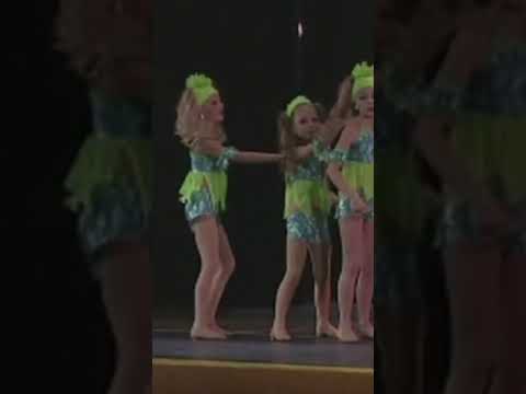 The OG trio….Chloe, Maddie and Paige #dancemoms