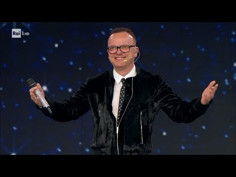 Giù la maschera per il Mascherato per una notte - Il cantante mascherato 08/04/2023