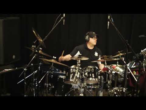 Double Bass Pedal Integration - "Hip Shuffle" by Henrique De Almeida