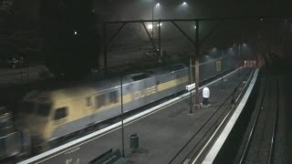 preview picture of video 'Nighttime Freight at Wentworth Falls'