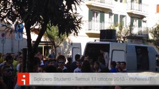 preview picture of video 'Sciopero Studenti Termoli - myNews.iT'