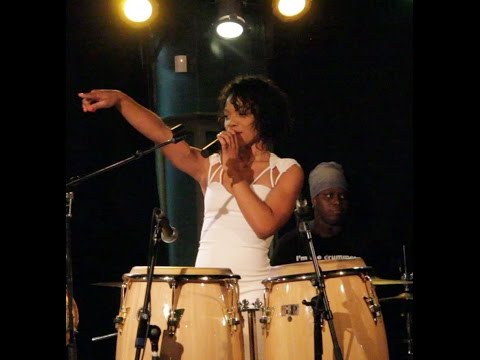 Brenda Navarrete - Live at Les Bobards (Montreal)