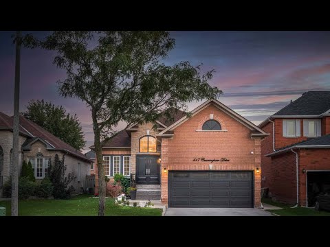 417 Cunningham Dr, Maple, ON L6A 2G6, Canada