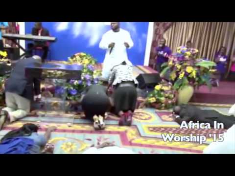 Worship with Minister Nii addo at Africa In Worship 2015