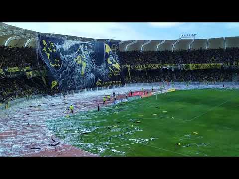 "Espectacular recibimiento de Al Hueso Pirata 2018" Barra: Al Hueso Pirata &bull; Club: Coquimbo Unido