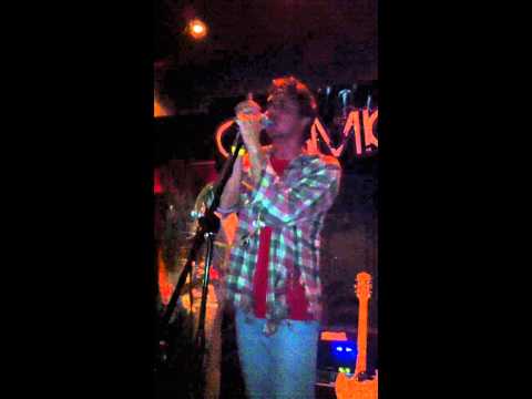 Cabeza de Vinil- La Grunger ( Invitado Billy )