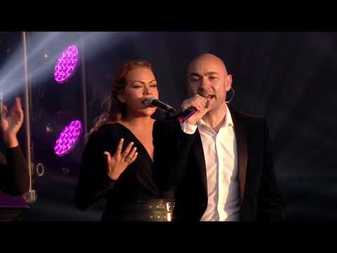 Living a Box ft Kenny Thomas - Room in Your Heart Live.