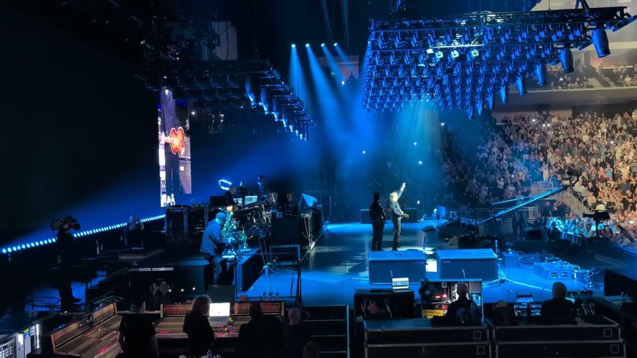 McCartney's 'Got Back' Tour Continues to Captivate Audiences Across America