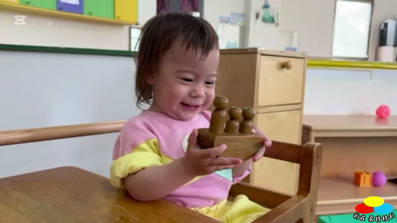 baby班之爬樓梯日常