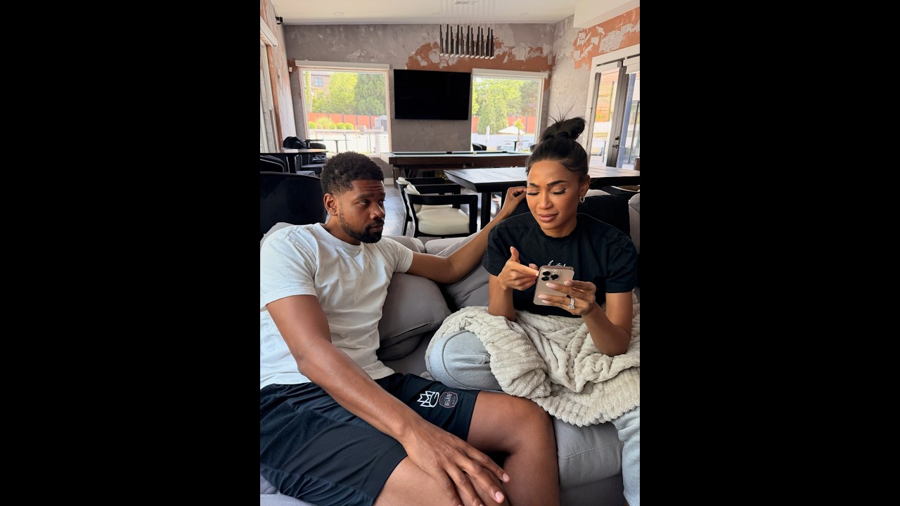 When Sarah is called a pandering CLOWN!