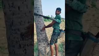 Download lagu Cara memanjat pohon kelapa#shorts mp3 Download lagu Cara memanjat pohon kelapa#shorts mp3