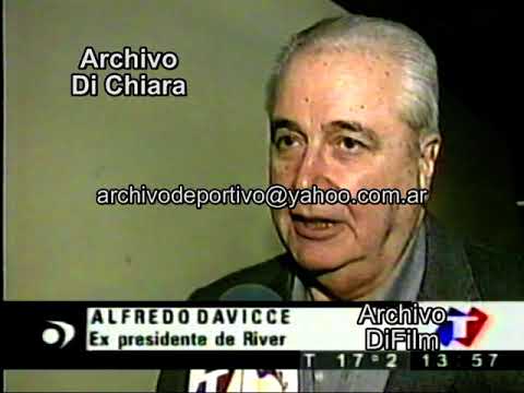 La despedida a Leonardo Astrada en River Plate - Alfredo Davicce 2003 V-00850 DiFilm