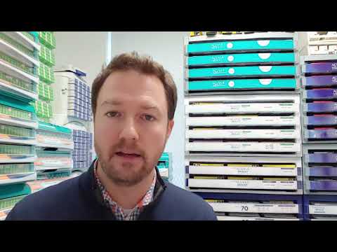 Daily vs. Monthly Contact Lenses