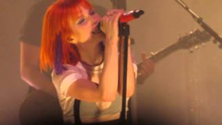 (One of Those) Crazy Girls - Paramore @ Bell Auditorium, Augusta - April 27, 2015