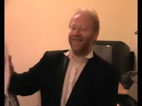 73. Glorious Sea, Sacred Baikal. History of Russian song. Vladimir Miller, basso profundo. avi