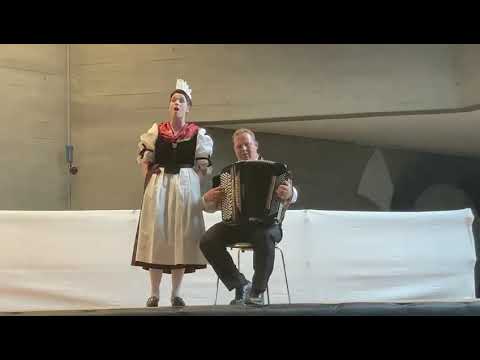 Tamara Ming-Röösli - Blattibärgli-Juiz (Edi Schrackmann)