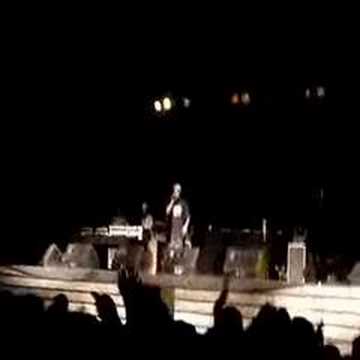 MC Chico Claudio beatbox (en concierto Saian supa )