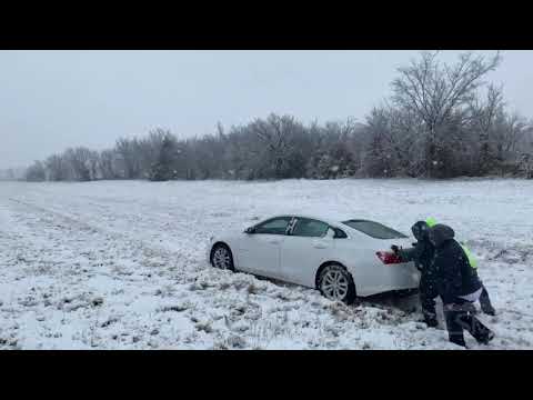 12-13-2020 Eastern, OK - Vehicles in Ditches