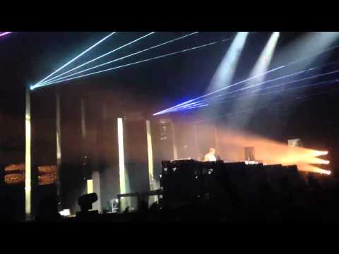 Benny Benassi - Trigger (Marcel Woods & W&W) @ Electric Zoo 2012 (Day 2)