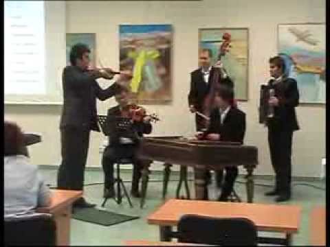 Ľudová Hudba : Stanislav Baňas, Valér Kochan, Radovan Feľbaba, Juraj Konečný, Vladimír Palko