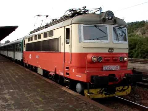 Vlaky Brno - Král. Pole: PLECHÁČ 242 260 - 8, příjezd + start, 11.9.2010