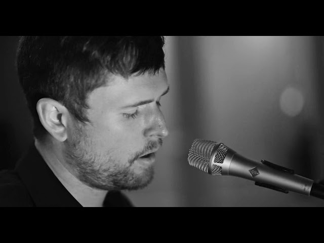  Friends That Break Your Heart (Acoustic) - James Blake