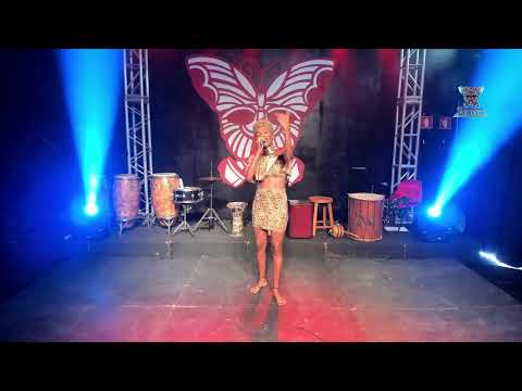 2º FestFim Live Solo: - "Denegrindo Saberes" - Mana Bella