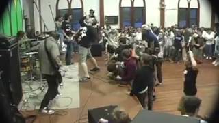 Madhouse - Live in Worcester (2005) at the QVCC