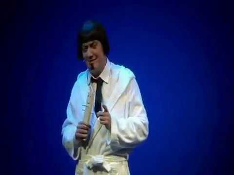 La domanda è malposta  -  Corrado Guzzanti -  Quelo  - Recital 2010