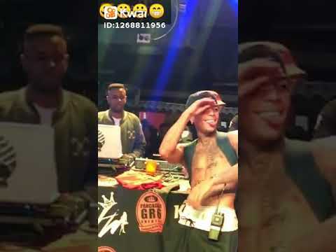 Mochila nas costa radinho na cintura...🔊🔊😎