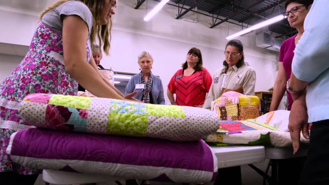 Learn More About Handi Quilter