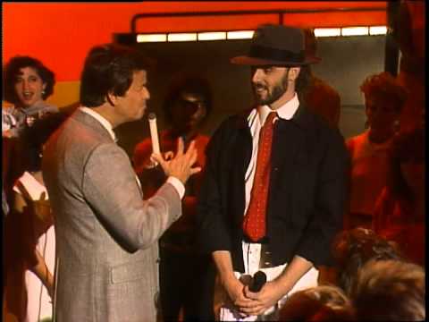 Dick Clark Interviews Peter Brown - American Bandstand 1985