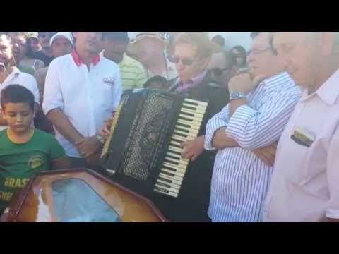 velorio de dino franco