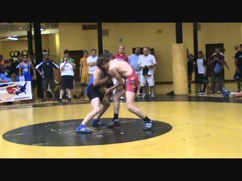 Junior 125 GR: Neighbors (MO) dec. Muzzy (CO)