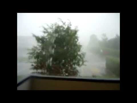 PADOVA Live! Grandinata&Tromba d'aria 30 luglio 2010 HD