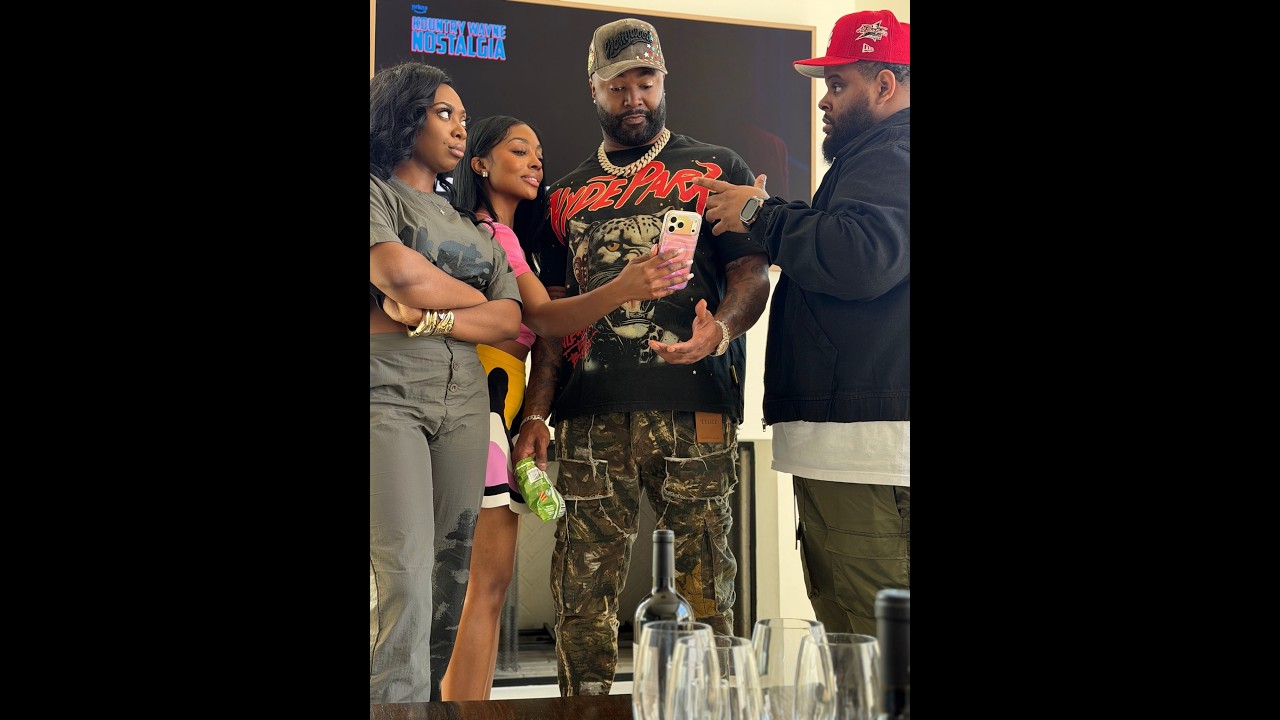 When Domini ruins Mike's party with her news about Lesa!