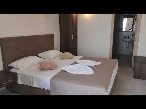 Hotel Decebal, statiunea Neptun, ai fost cazat aici? Cum ți s-a parut?