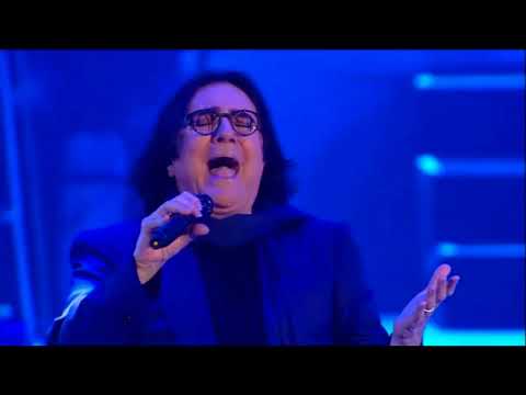 Videoclip de Più su (Live) — Renato Zero