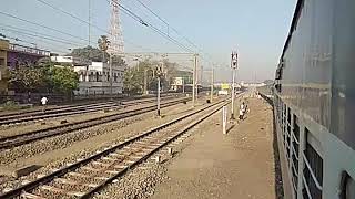 preview picture of video 'Bihar Sampark Kranti Superfast Express (12566) Delayed Departure From Siwan Junction'