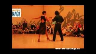 Gaston Torelli y Moira Castellanno dance in milonga-solidaria 2