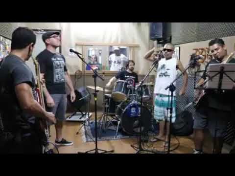 Detrito humano Introdução/Resistência.