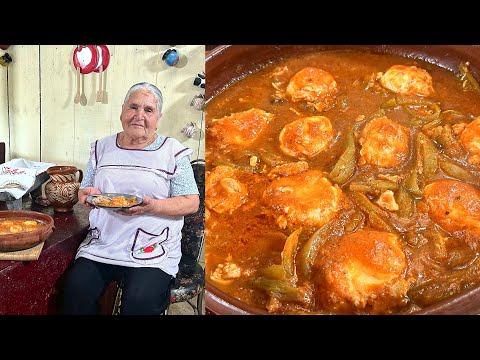 Como Hacer Huevos Ahogados Con Sabor A Rancho, Receta Fácil