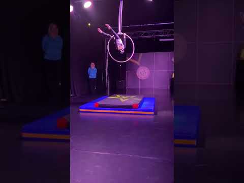 Julia Wiśniewska-debiut Międzynarodowe Zawody w tańcu na kole