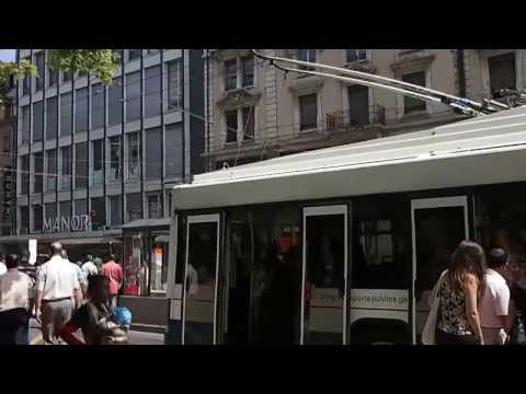 Taking Trolleybus 3 from Rue du Grand-Pré to Geneva town