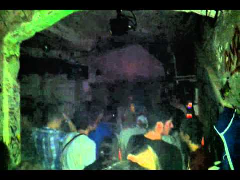 Bassliebe @ Robodonien 18.09.2011 - Odonien Köln.mp4